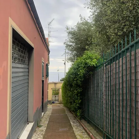 La Casina Di Nervi Genua